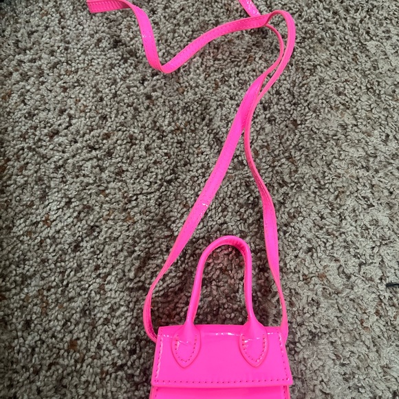 bundle? - Picture 4 of 6